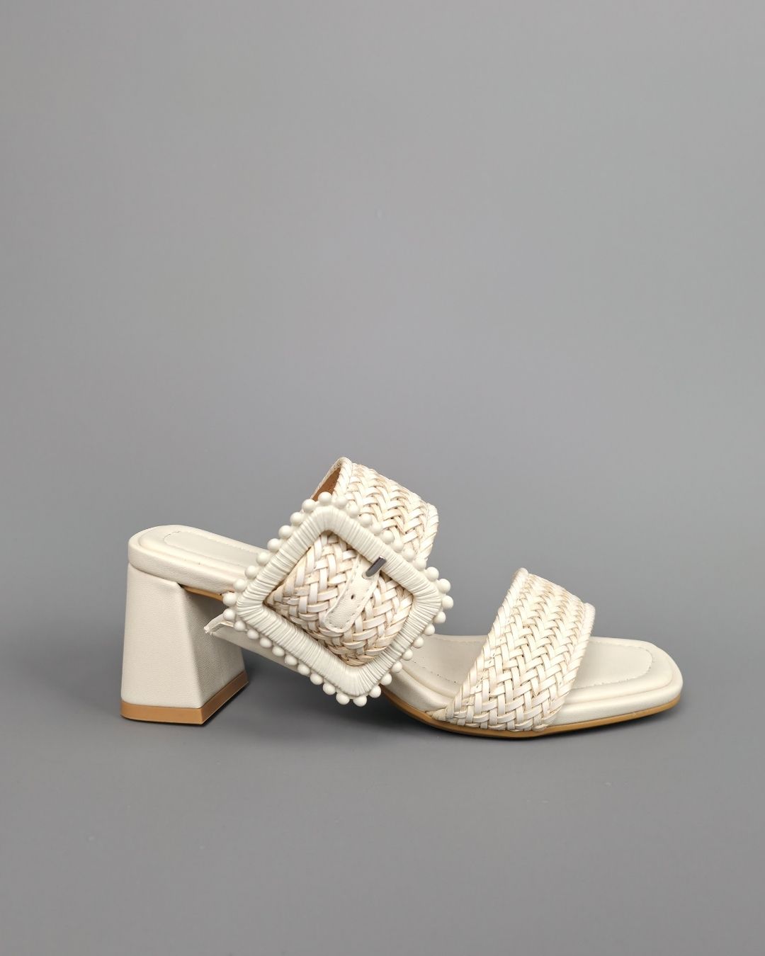 SANDALIA VIZZANO BLANCA PARA DAMA