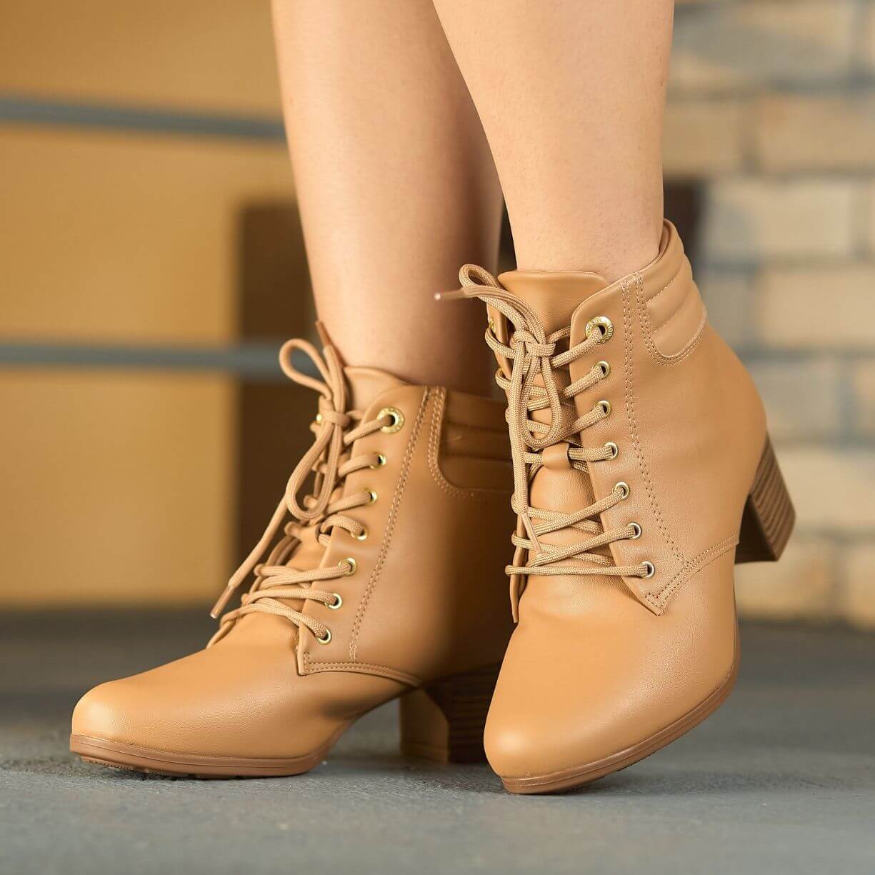 BOTA MODARE CASTAÑO