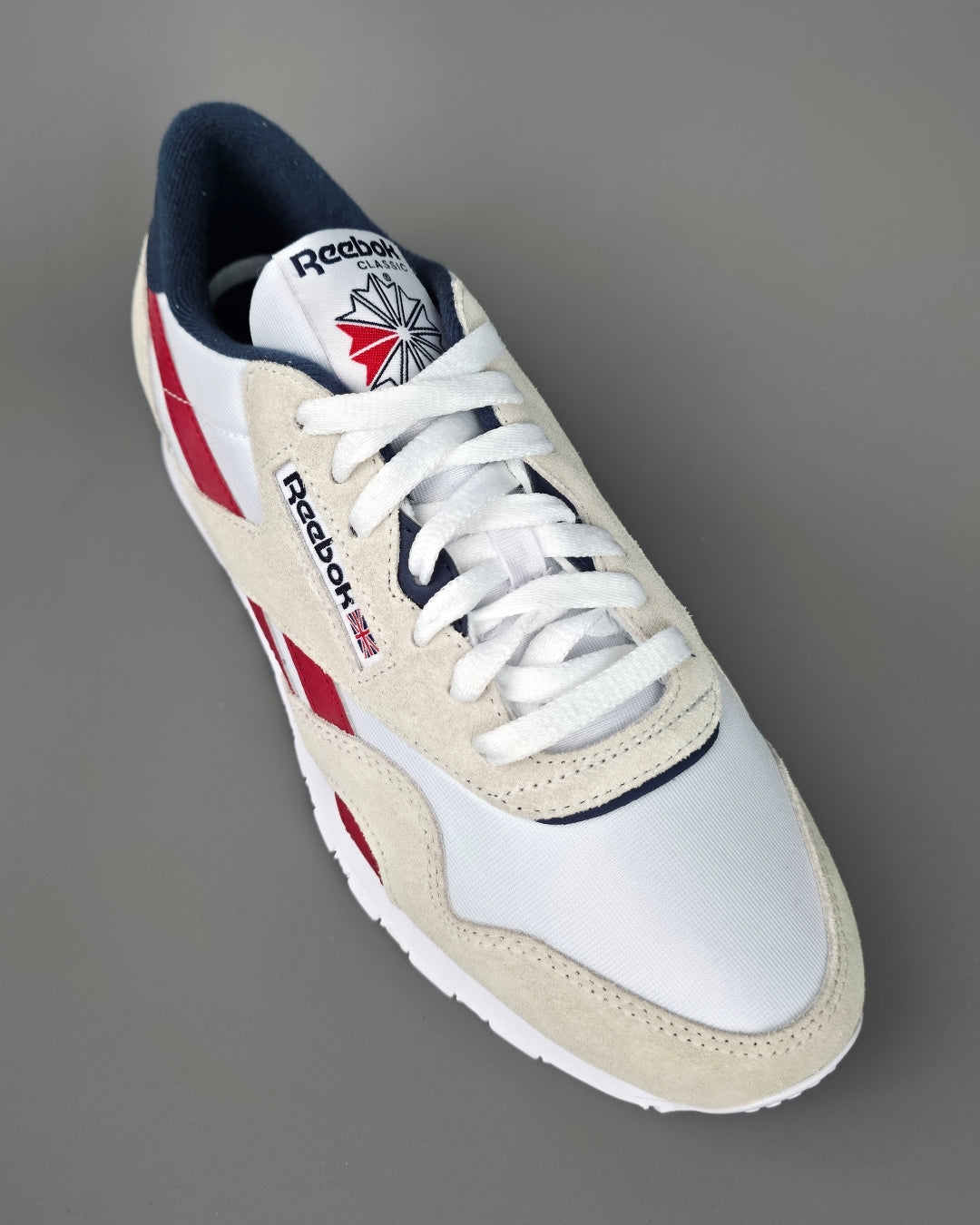 TENNIS REEBOK BEIGE PARA CABALLERO