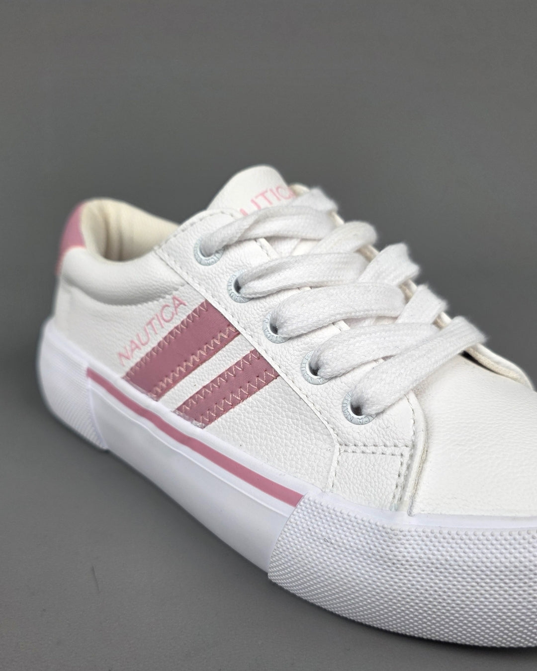 TENNIS NAUTICA BLANCAS PARA NIÑA