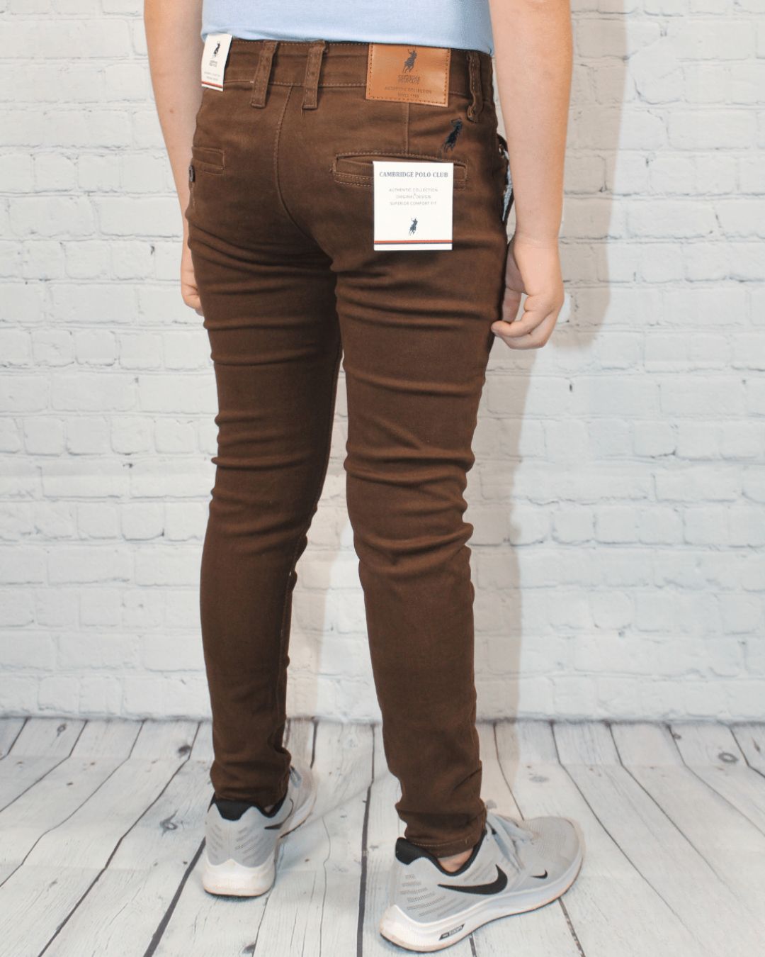 PANTALÓN CAMBRIDGE POLO CAFÉ PARA NIÑO