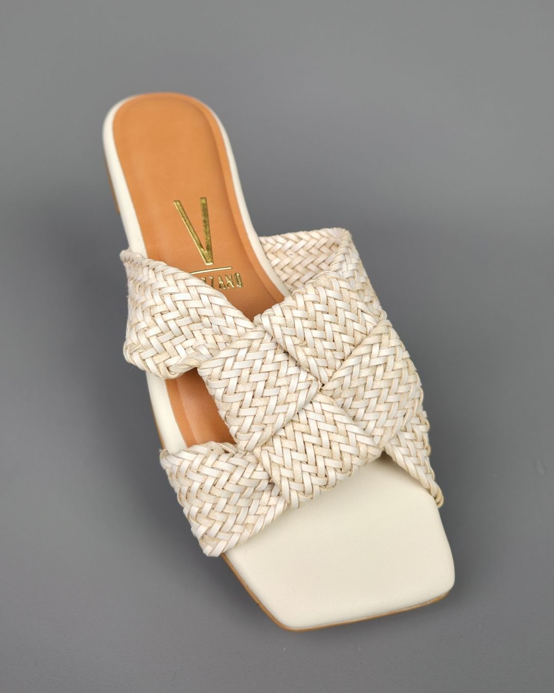 SANDALIA VIZZANO FLAT BLANCO PARA DAMA