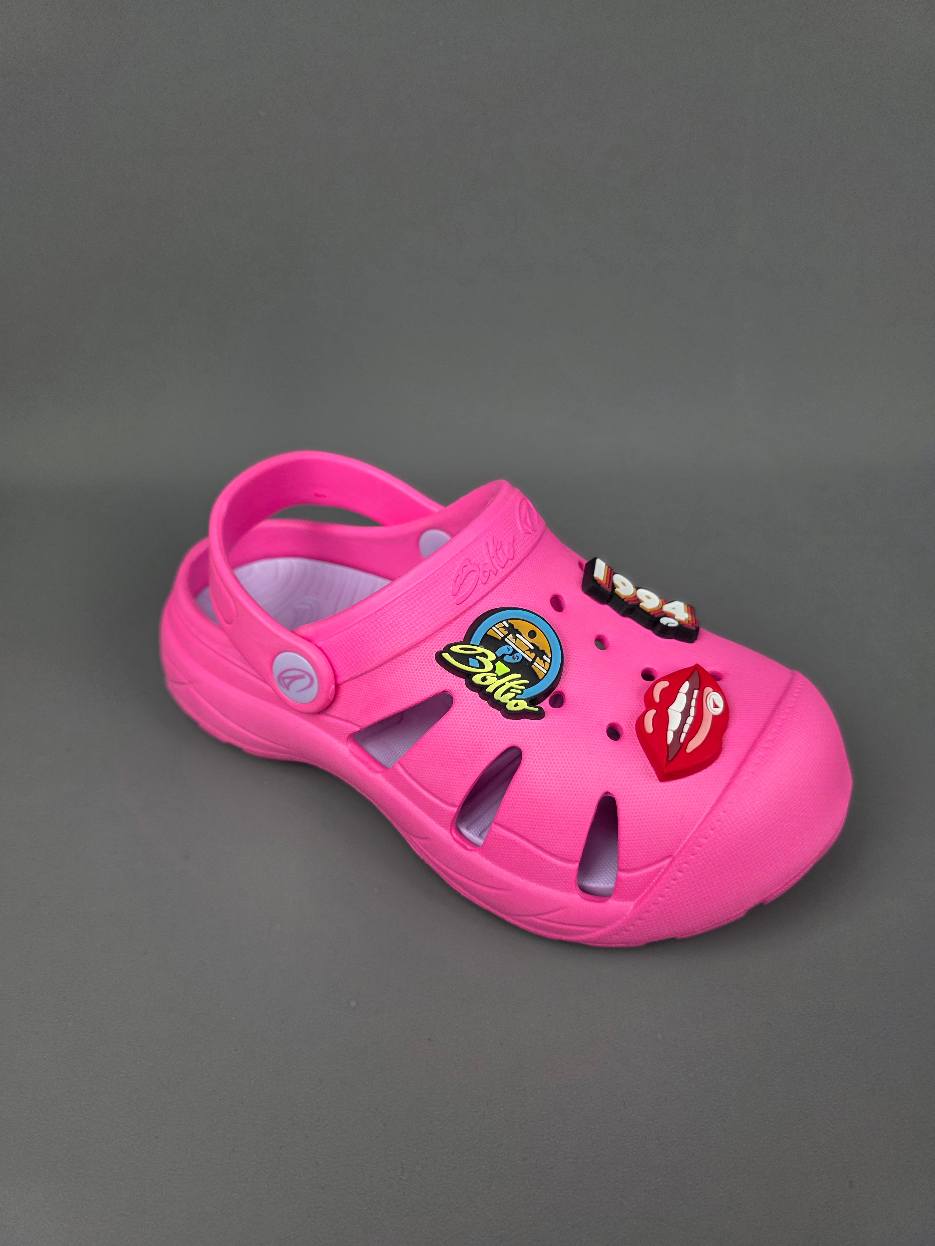 SANDALIA BOLTIO FUCSIA PARA NIÑA