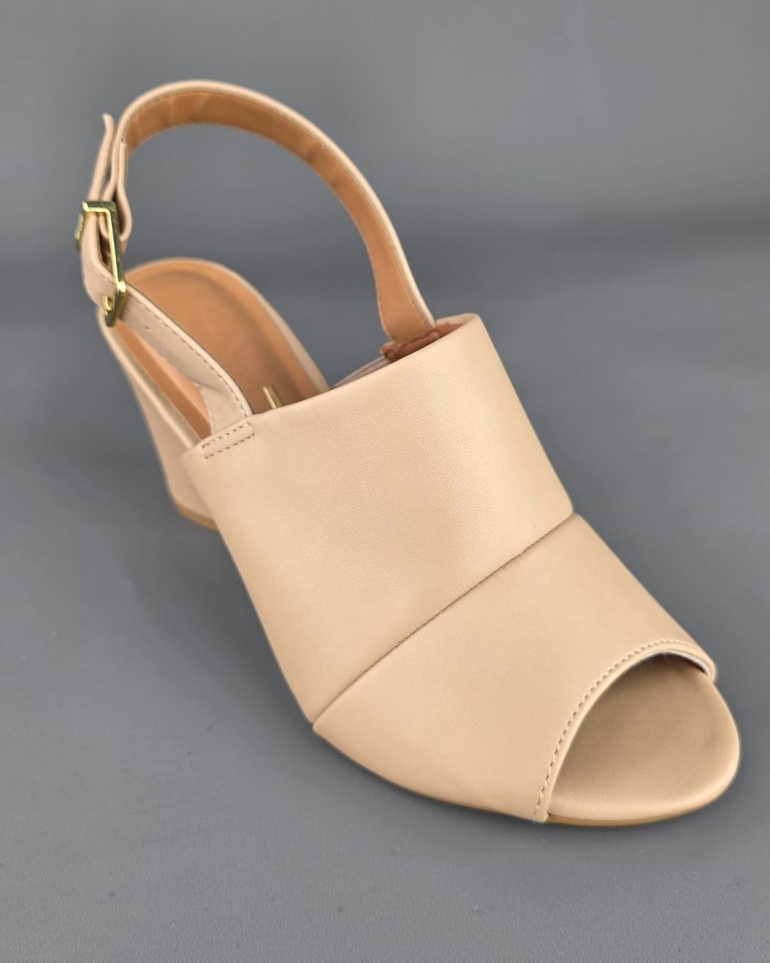 ZAPATO VIZZANO CAMEL PARA DAMA