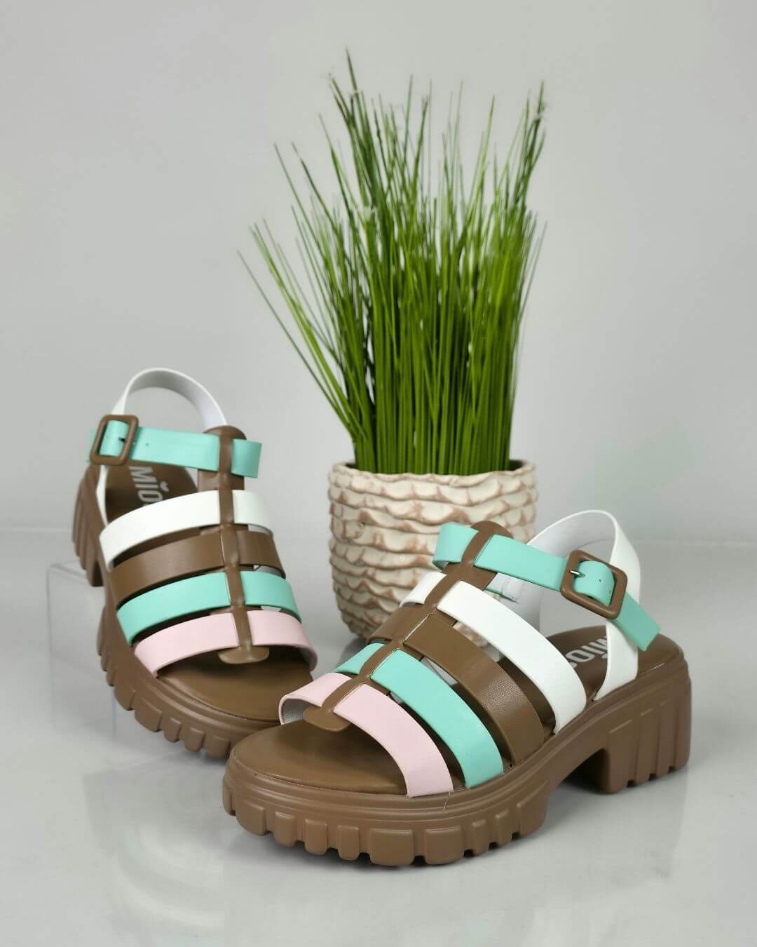 SANDALIA MIOS CAFÉ MULTICOLOR PARA DAMA