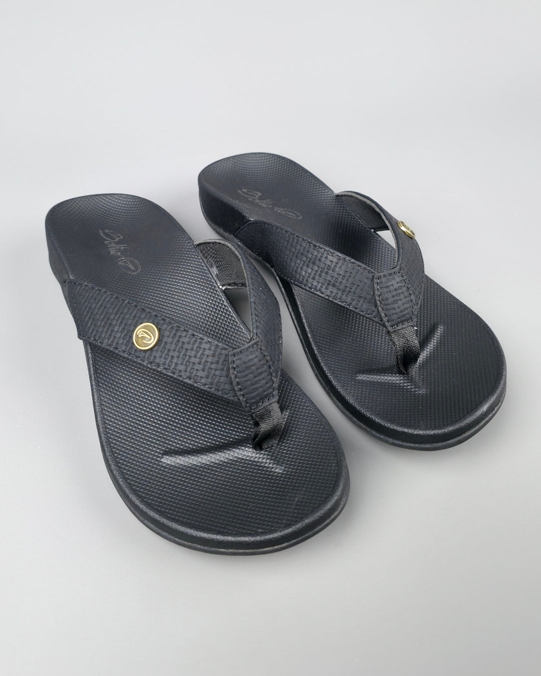 SANDALIA BOLTIO NEGRA PARA DAMA