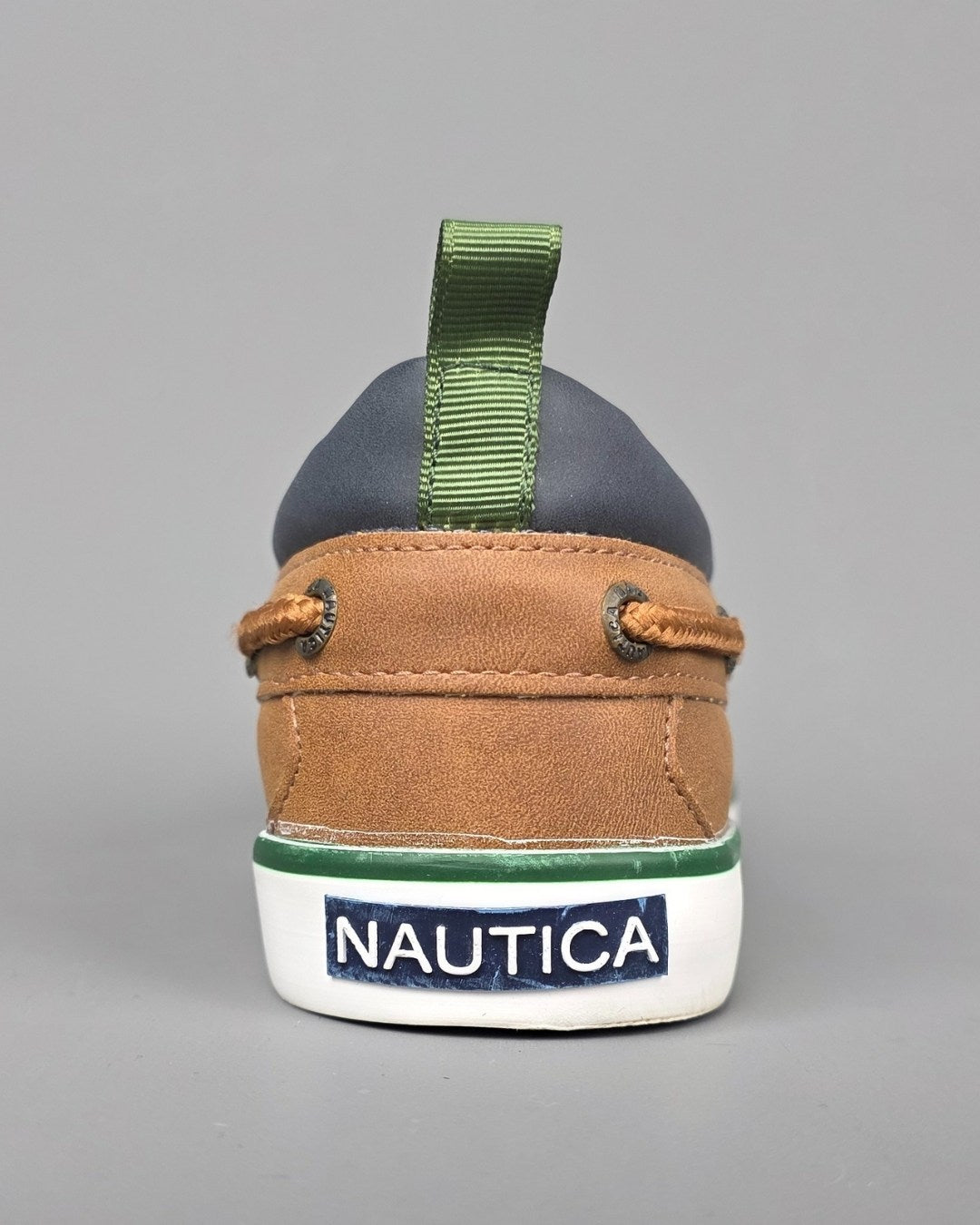 TENNIS NAUTICA CAFÉ PARA NIÑO