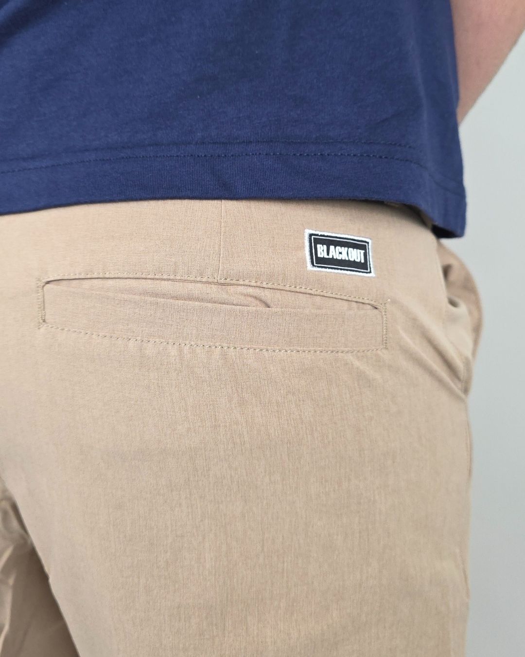 SHORT BLACKOUT PARA CABALLERO BEIGE
