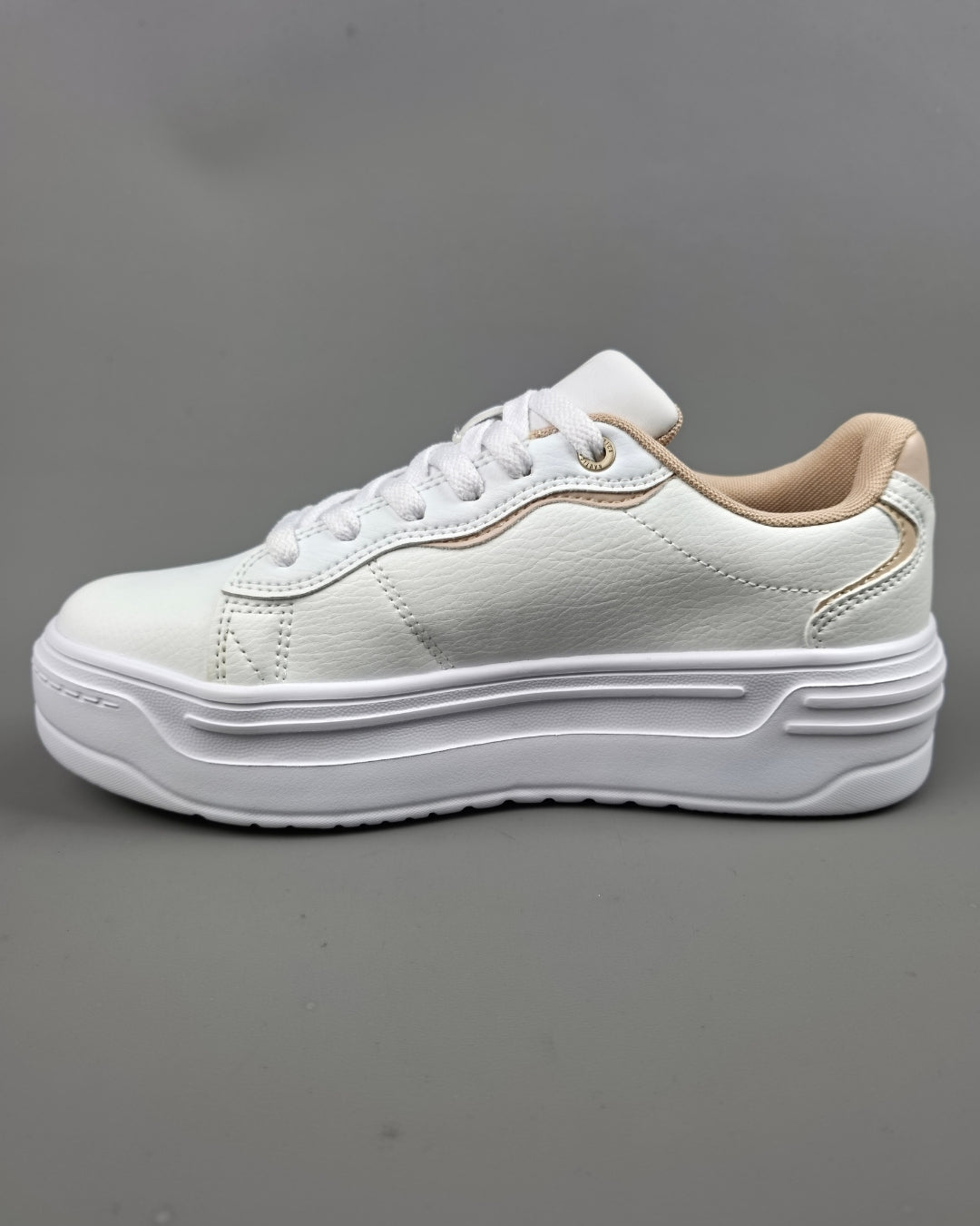 TENNIS NAUTICA BLANCA PARA DAMA
