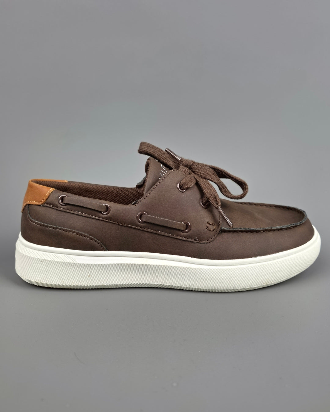 TENNIS NAUTICA CAFÉ PARA CABALLERO