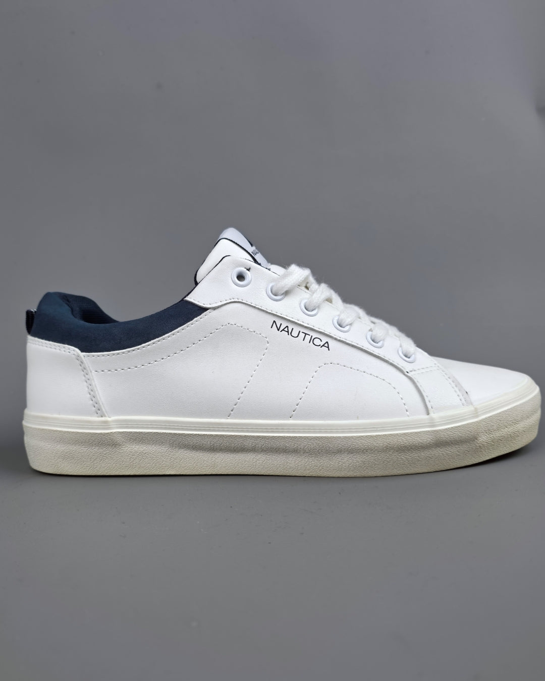 TENNIS NAUTICA BLANCA PARA CABALLERO