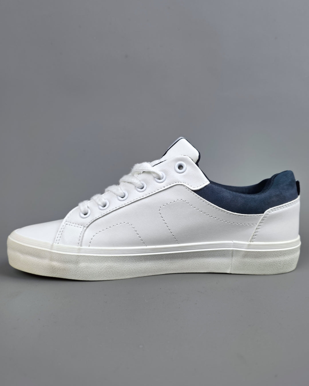 TENNIS NAUTICA BLANCA PARA CABALLERO