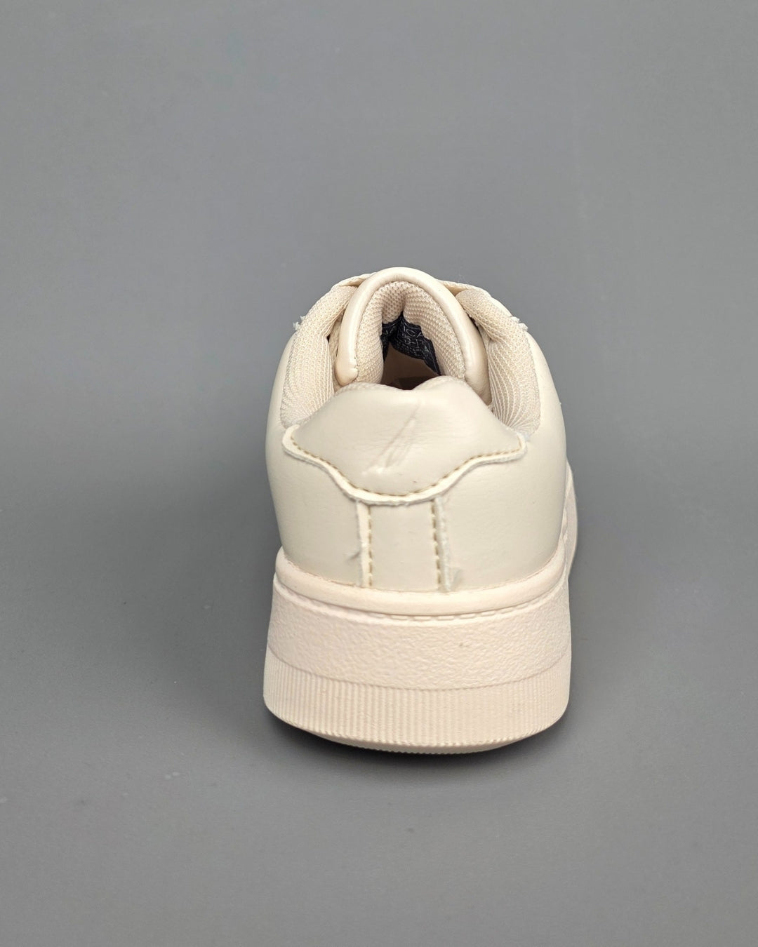 TENNIS NAUTICA BEIGE PARA NIÑA