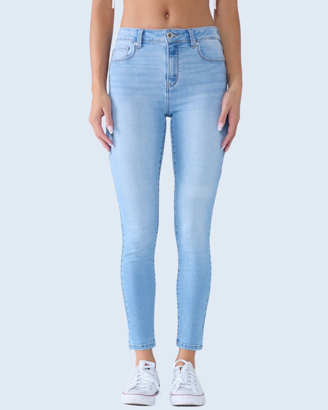 JEANS ENAJEAN CELESTE DE MUJER MID RISE SKINNY