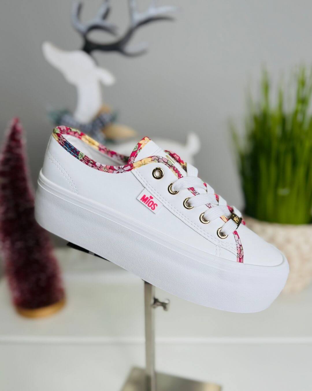 TENNIS MIOS BLANCA PARA DAMA