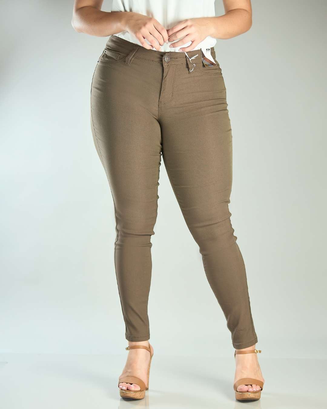 JEANS YMI SKINNY CAFÉ PARA DAMA