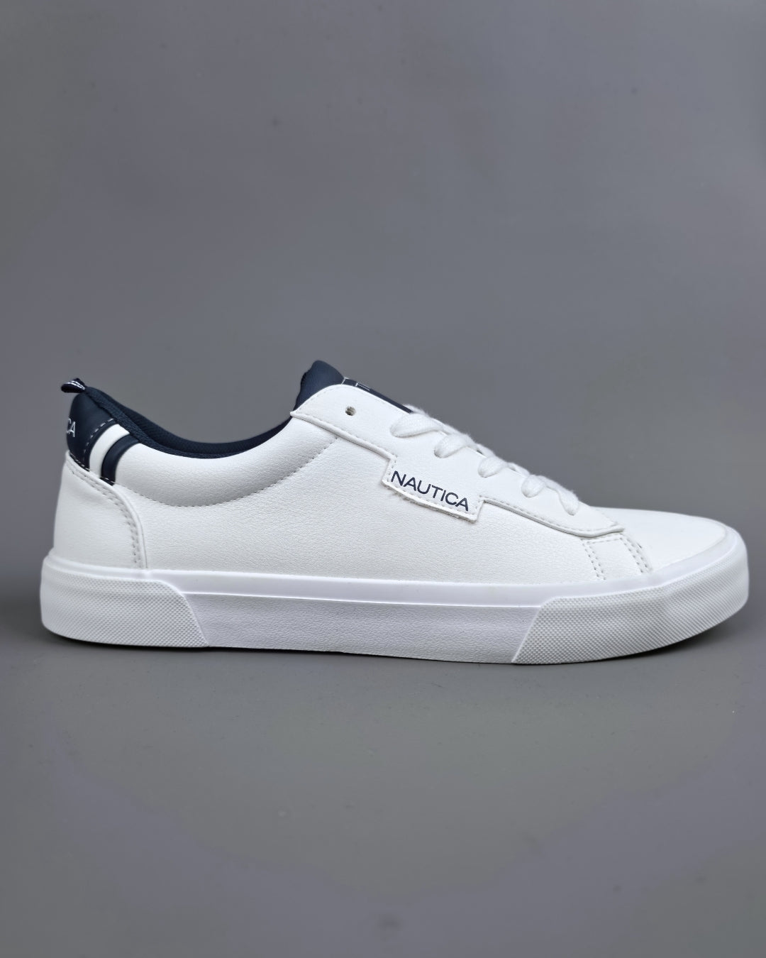 TENNIS NAUTICA BLANCA PARA CABALLERO