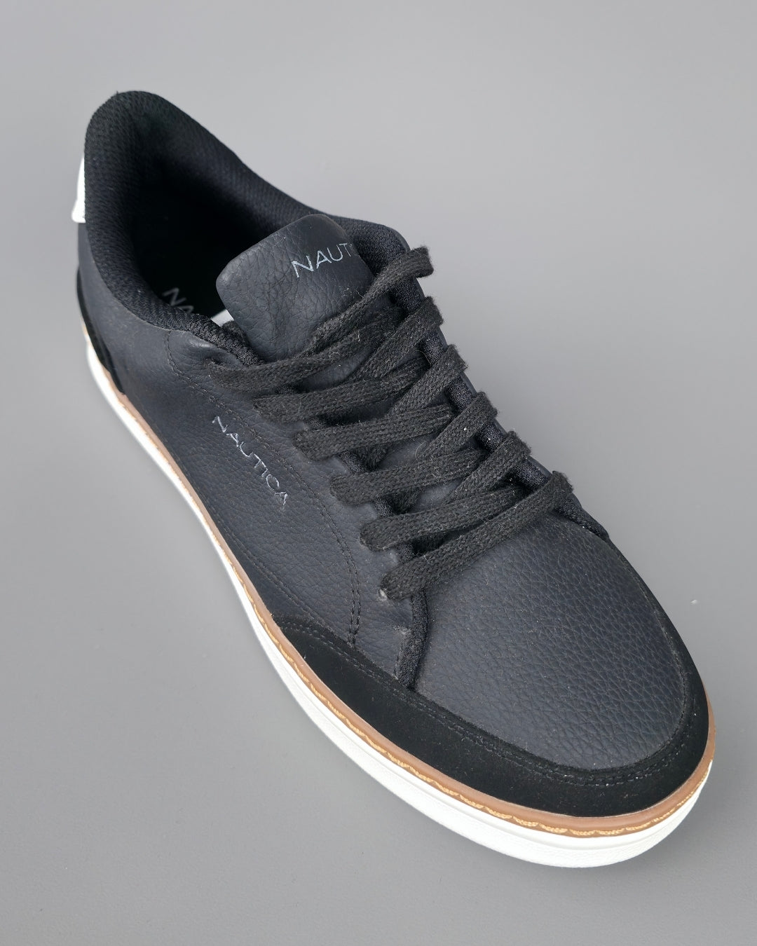 TENNIS NAUTICA AZUL OSCURO PARA CABALLERO