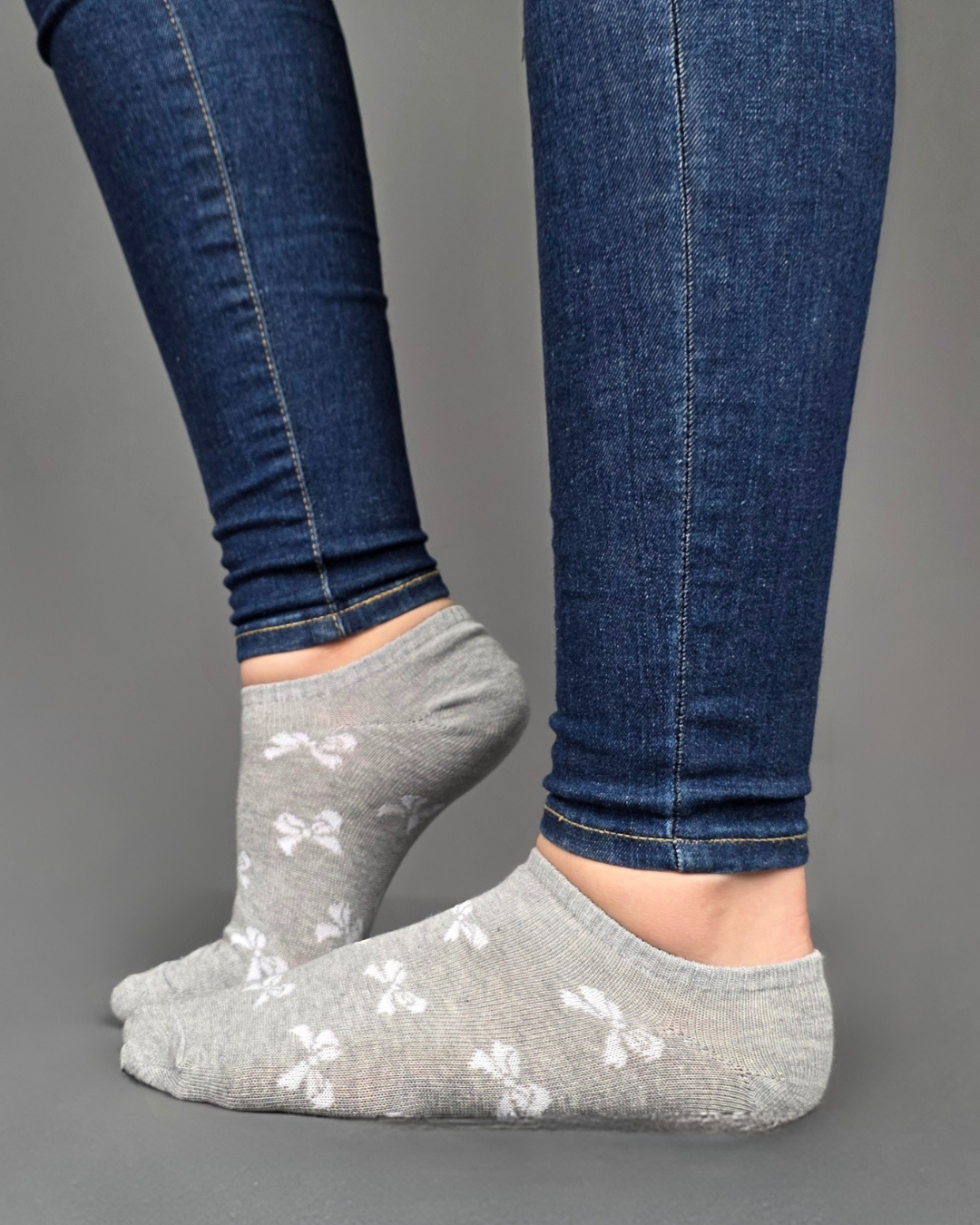 CALCETA ZENANA GRIS PARA DAMA