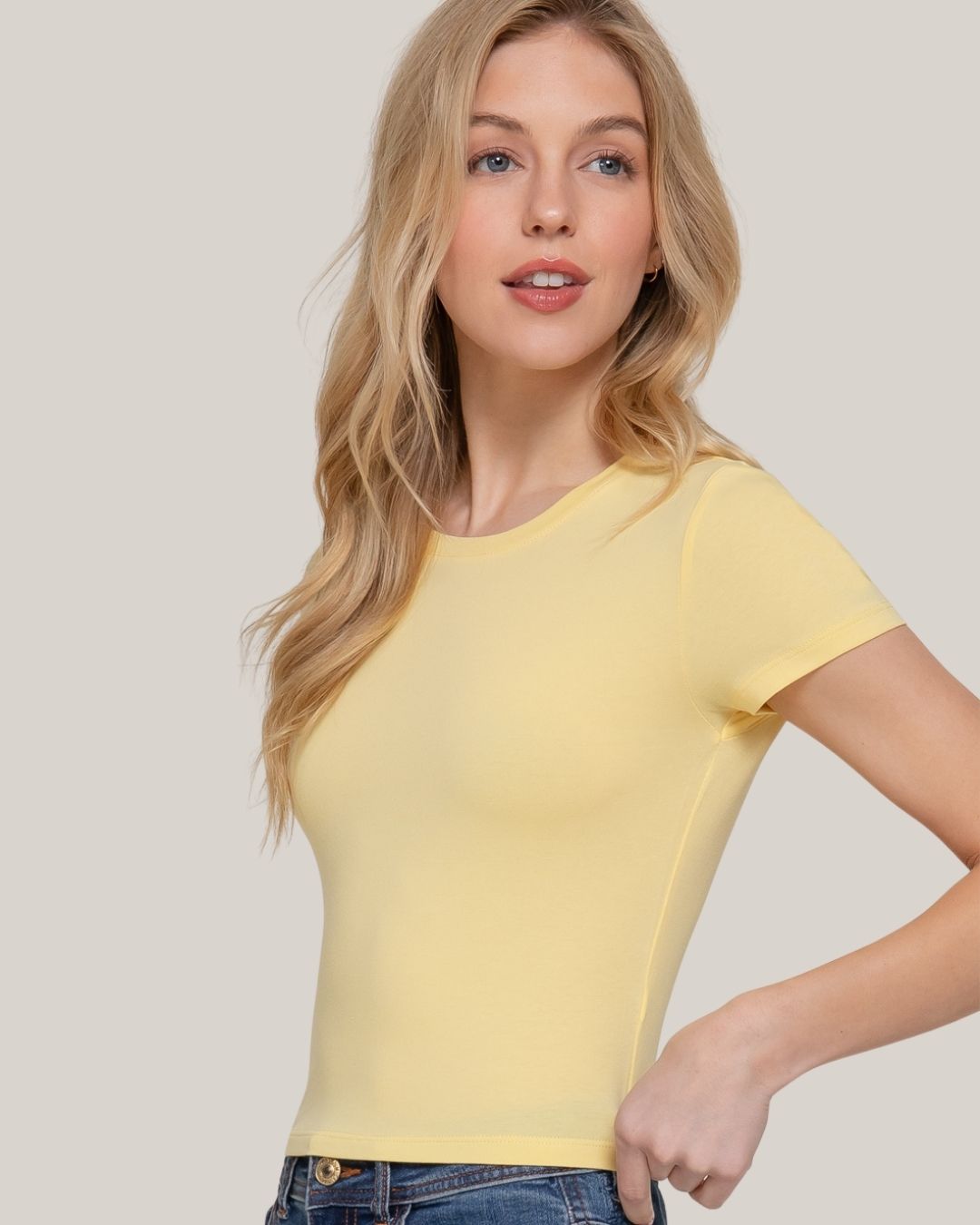 BLUSA ACTIVE BASIC AMARILLA PARA DAMA