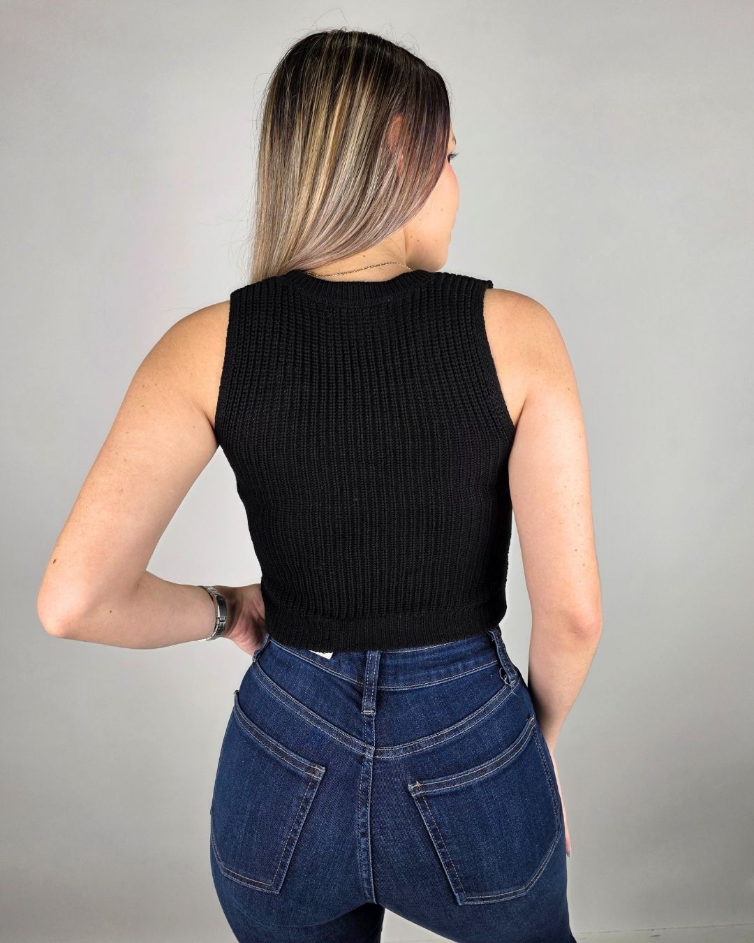 BLUSA ACTIVE BASIC NEGRA PARA DAMA