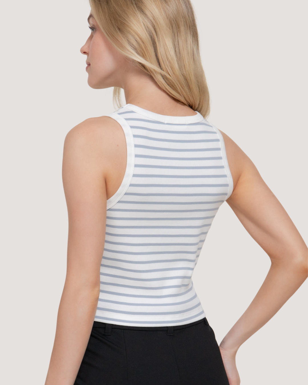 BLUSA ACTIVE SIN MANGAS