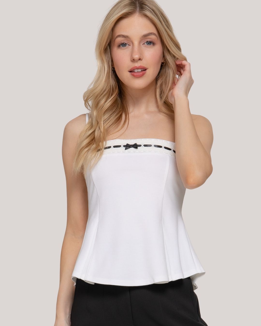 BLUSA ACTIVE BASIC BLANCA PARA DAMA