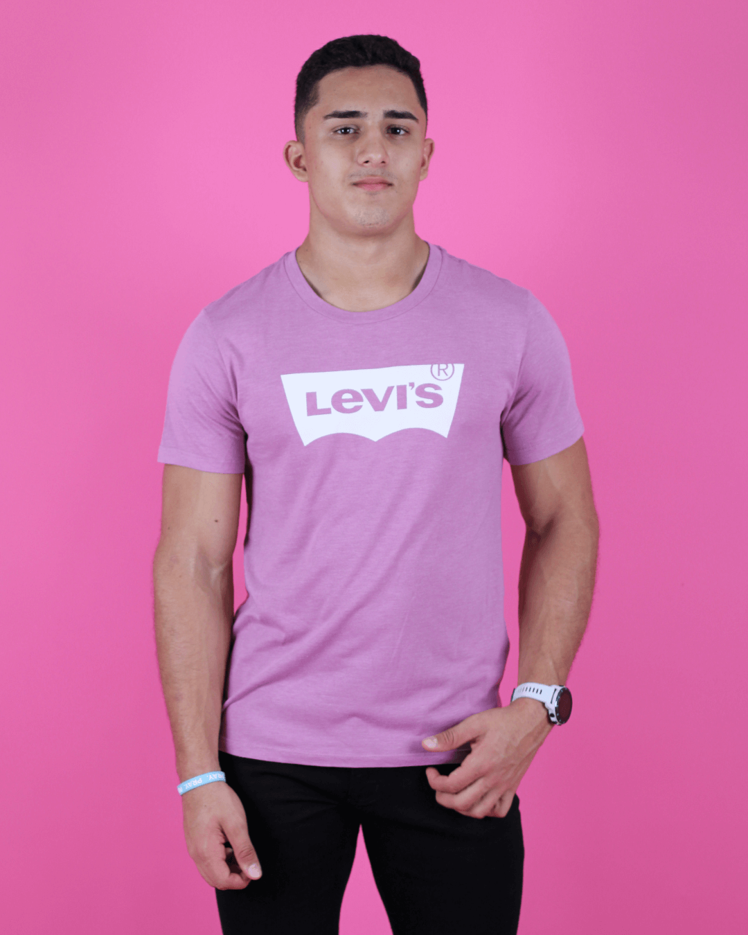 CAMISETA LEVIS ROSA