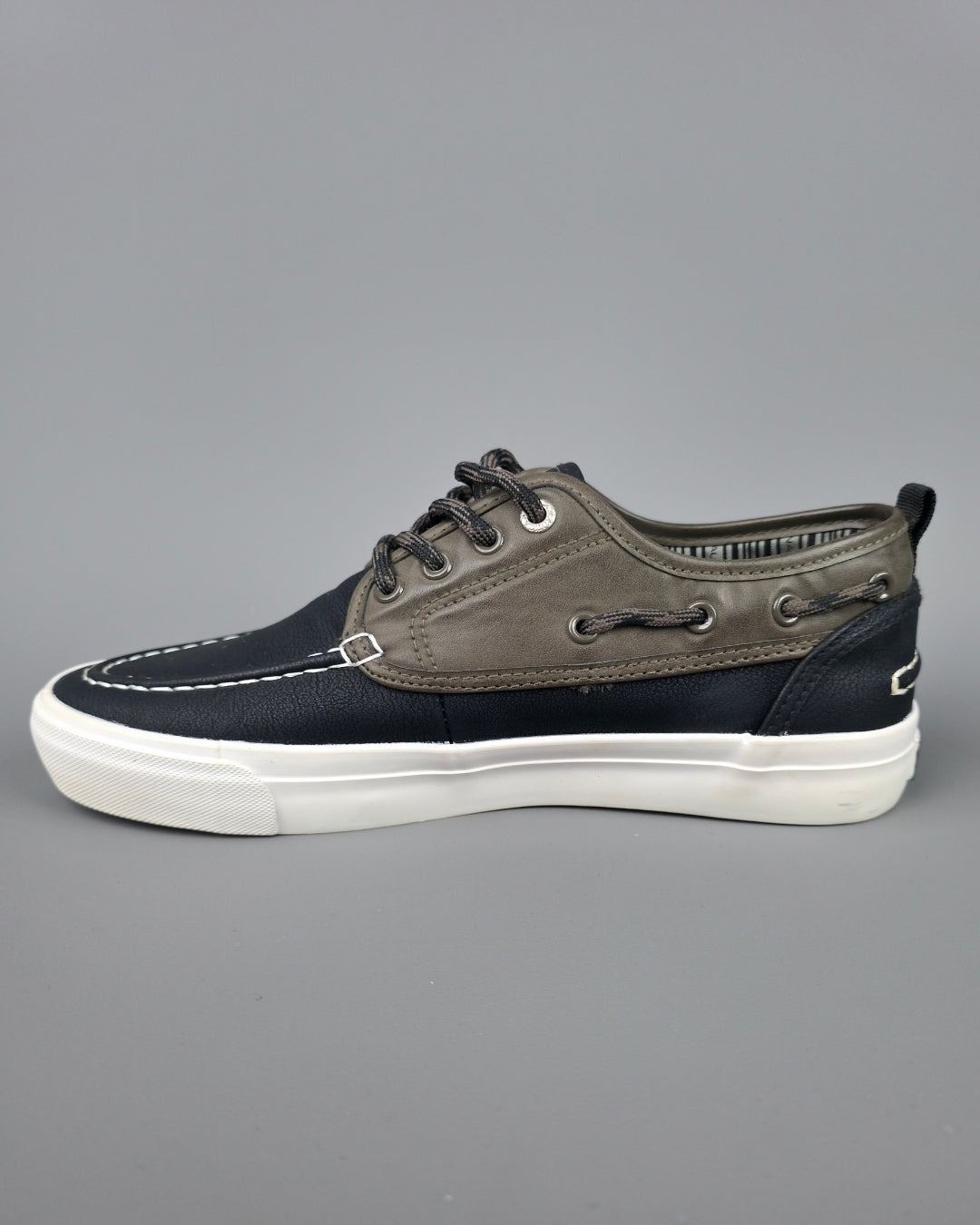 TENNIS NAUTICA NEGRA PARA CABALLERO