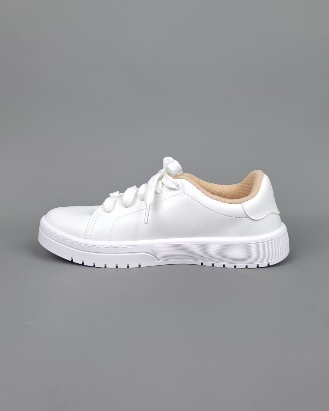 TENNIS MOLECA BLANCAS PARA DAMA
