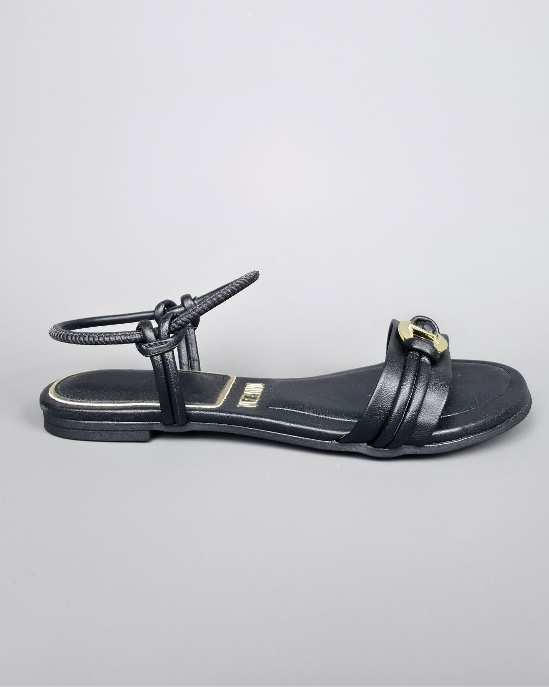 SANDALIA NEGRA VIZZANO DE DAMA