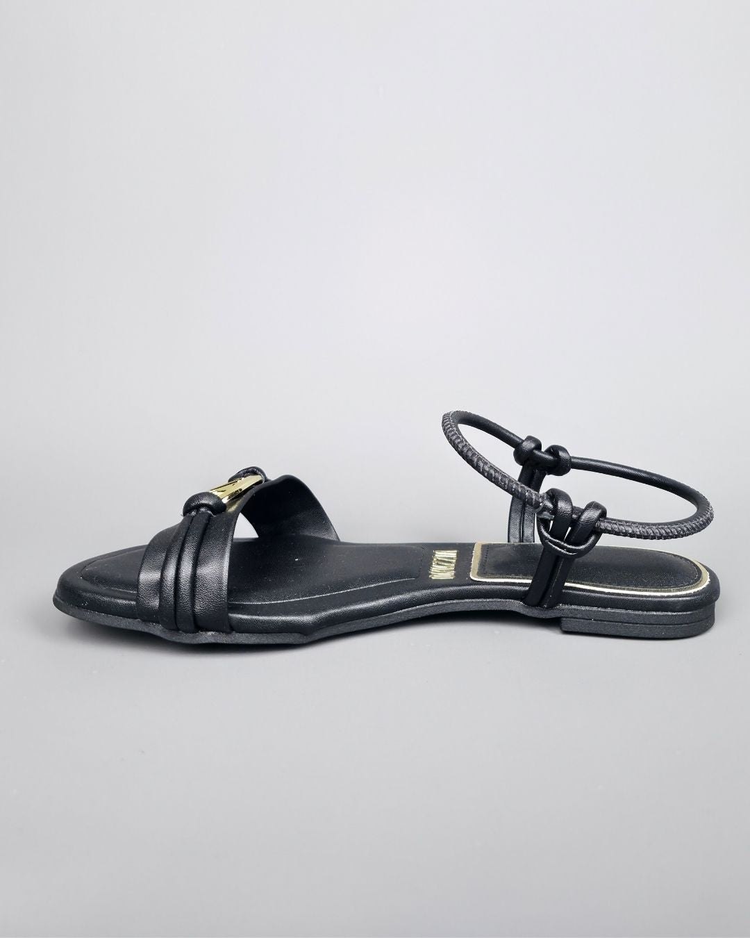 SANDALIA NEGRA VIZZANO DE DAMA