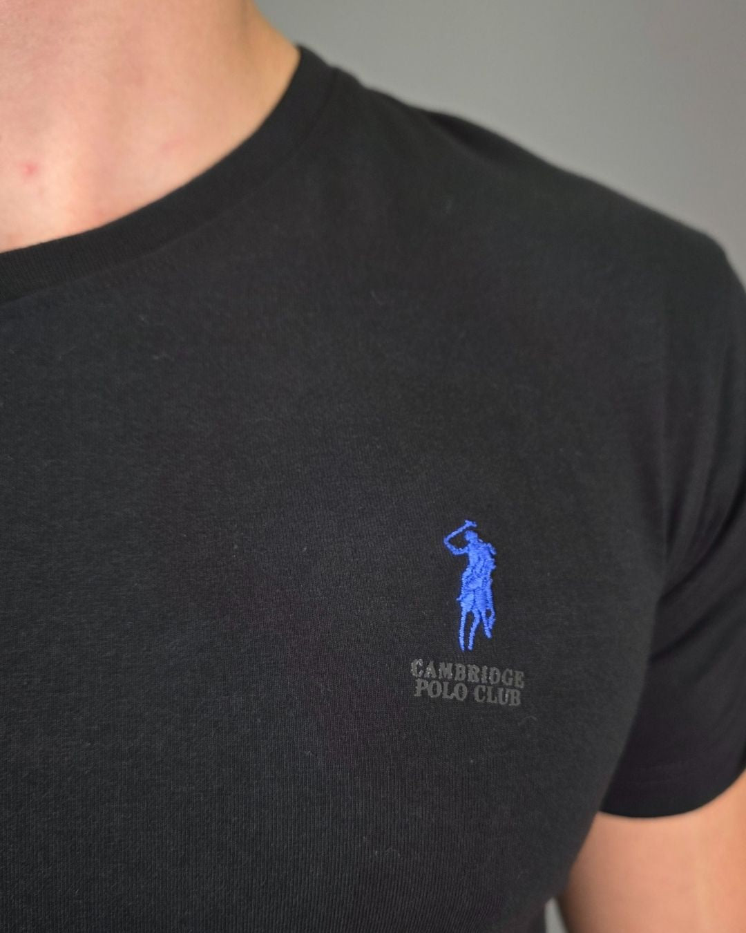 CAMISETA CAMBRIDGE POLO NEGRA PARA CABALLERO