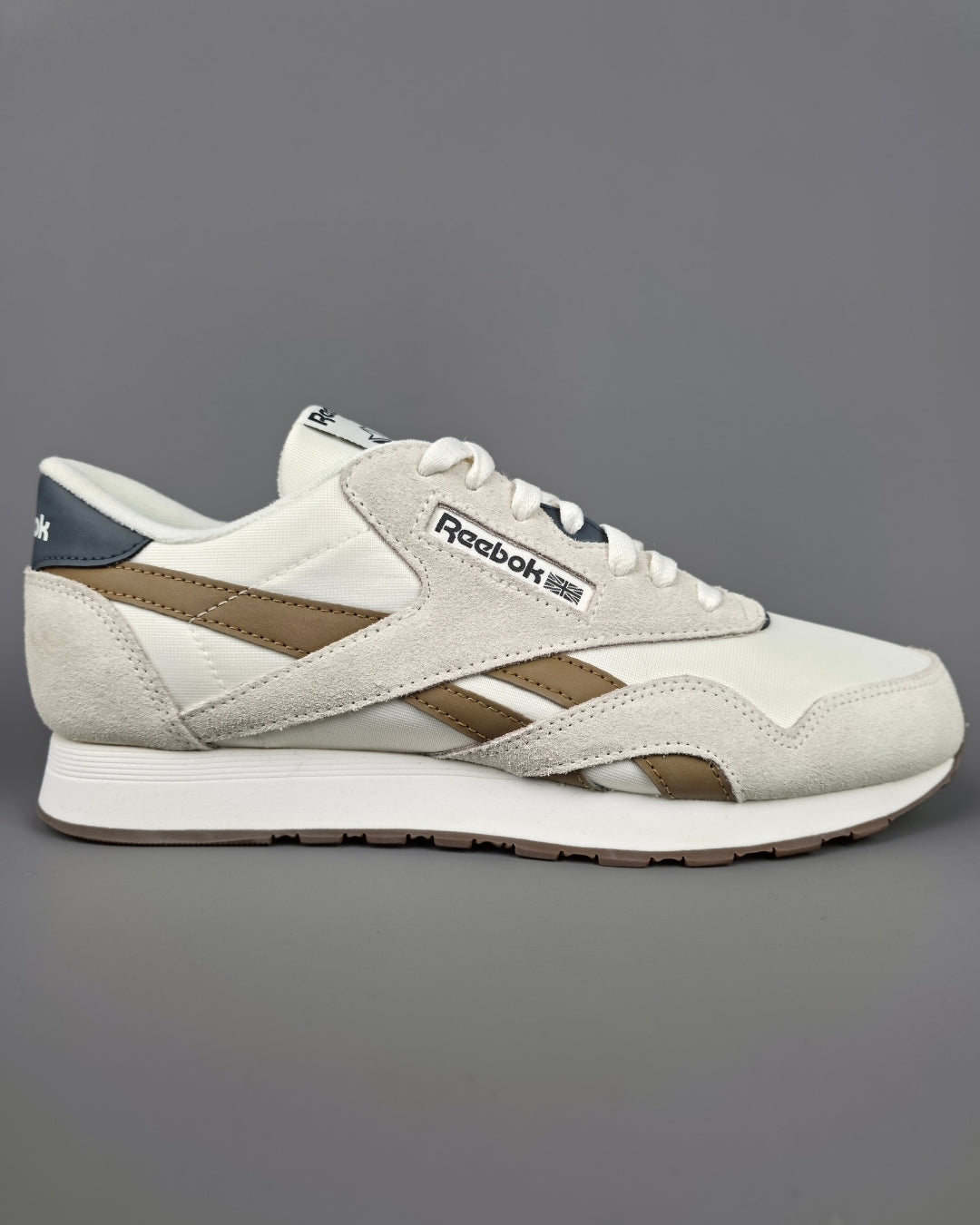 TENNIS REEBOK BEIGE PARA CABALLERO