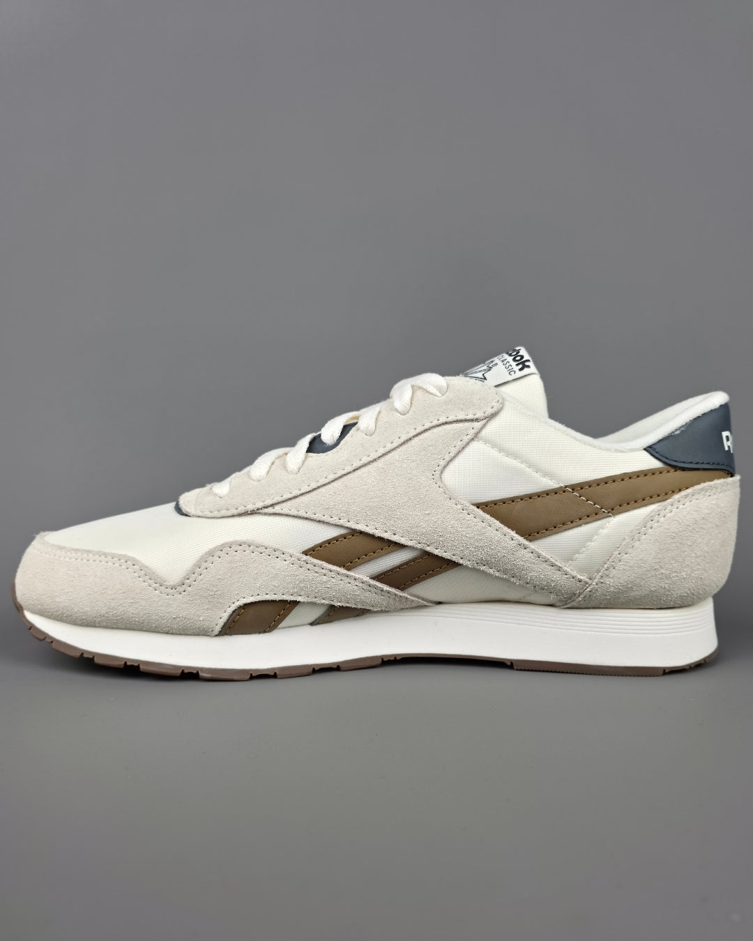 TENNIS REEBOK BEIGE PARA CABALLERO