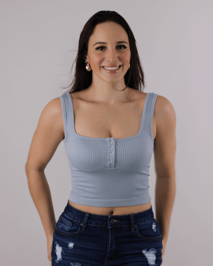 TOP DYNAMIC CELESTE PARA DAMA