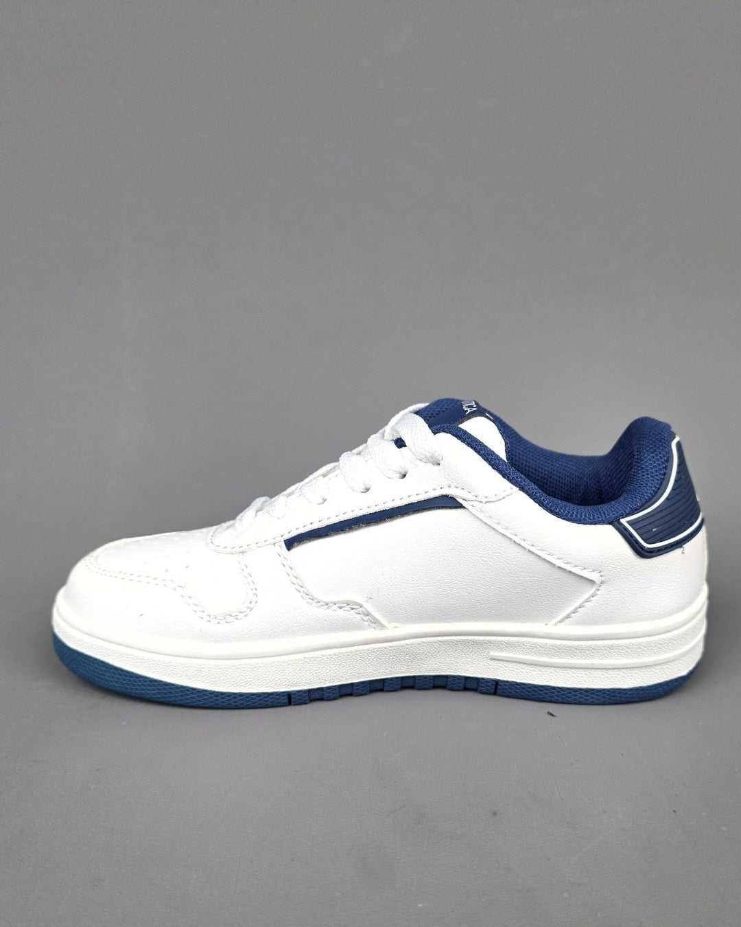 TENNIS NAUTICA BLANCAS PARA NIÑO