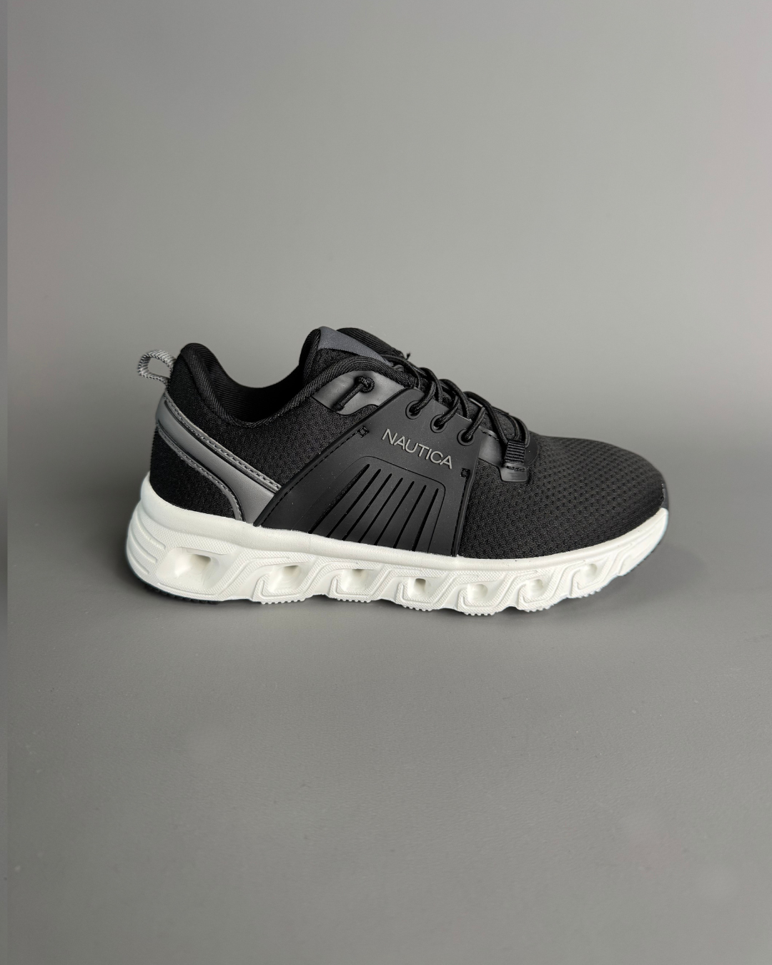 TENNIS NAUTICA NEGRAS JUVENIL