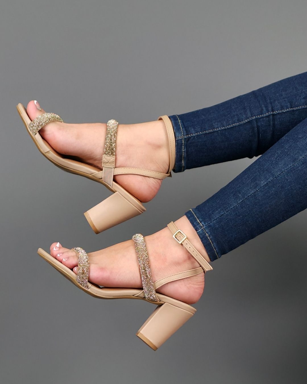 SANDALIA VIZZANO BEIGE PARA DAMA