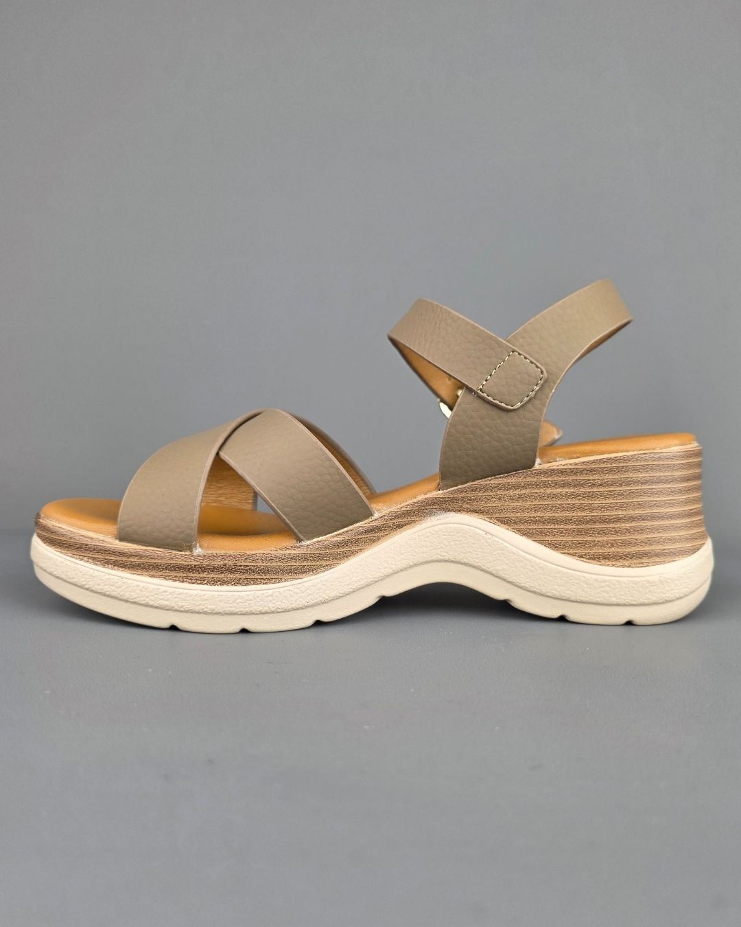 SANDALIA MIOS BEIGE PARA DAMA