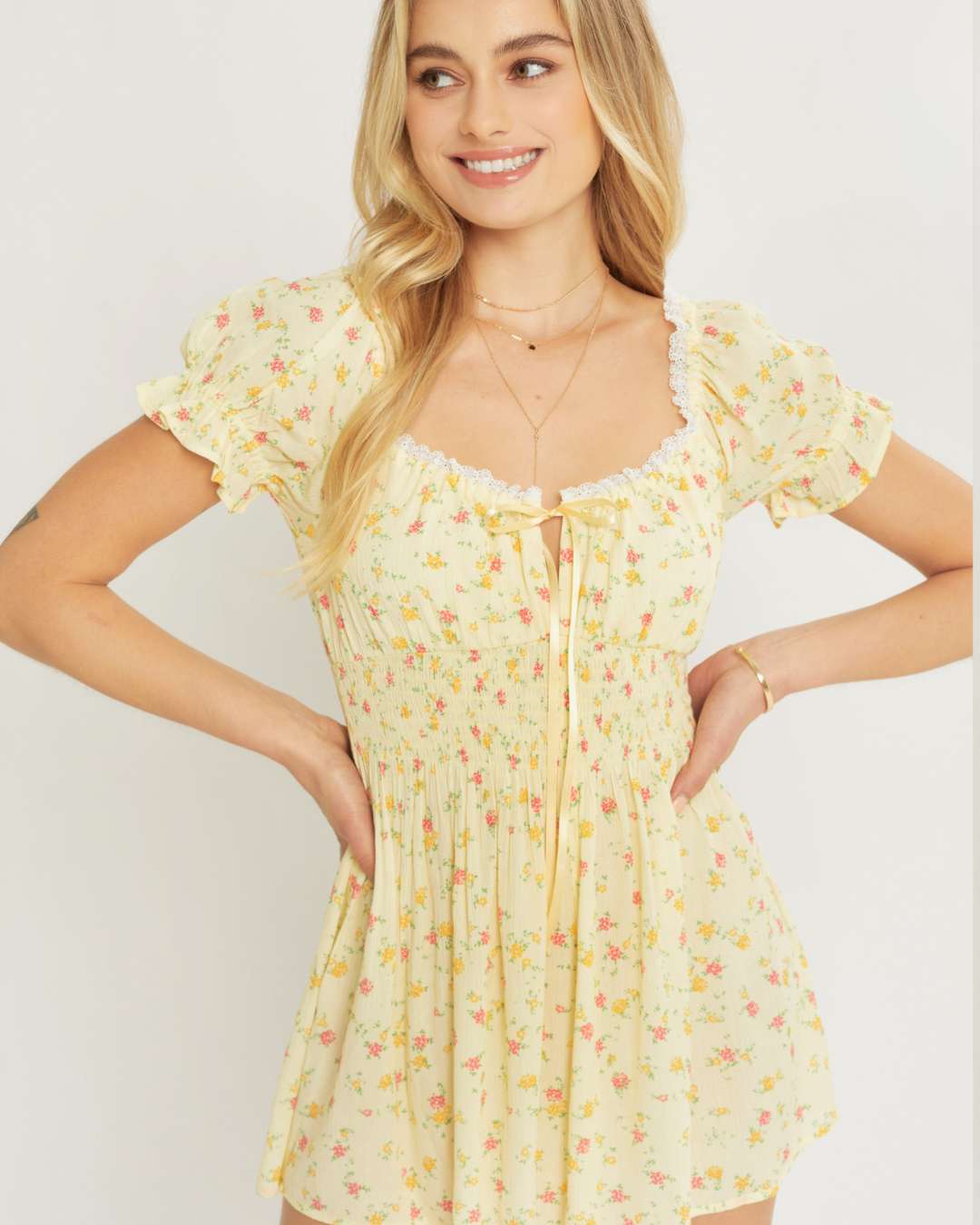 VESTIDO LOVE TREE CORTO AMARILLO PARA DAMA