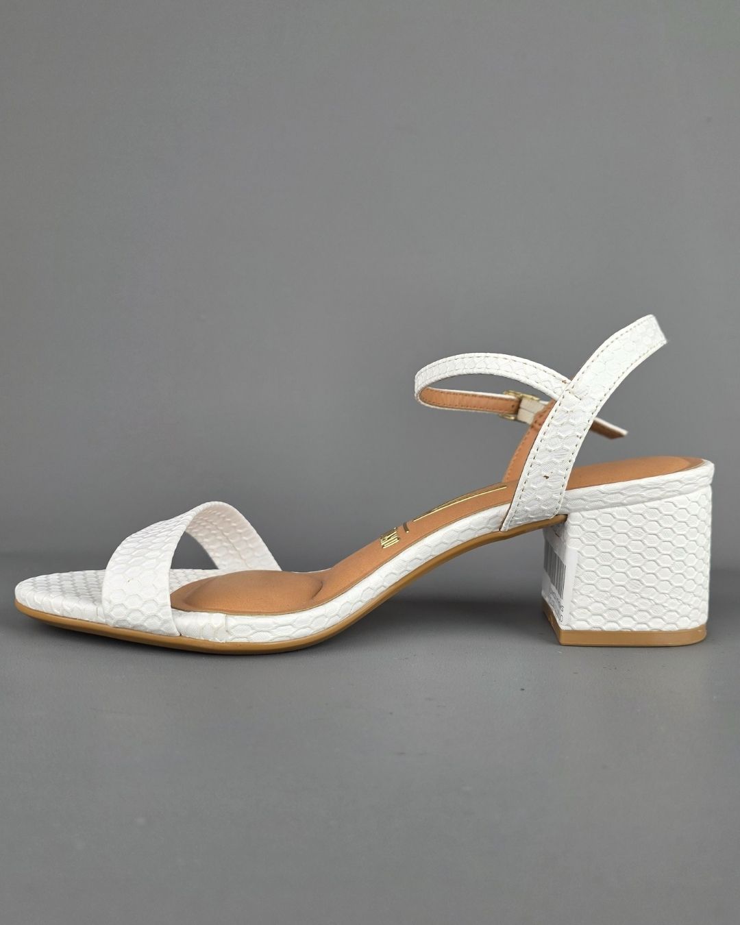 SANDALIA VIZZANO BLANCA PARA DAMA