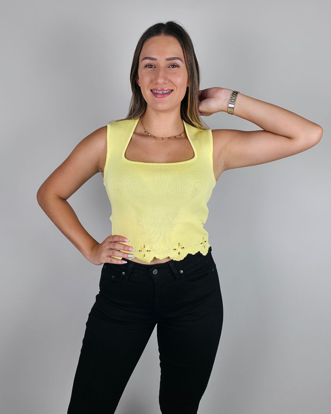 BLUSA AMARILLA DE ENCAJE PARA DAMA