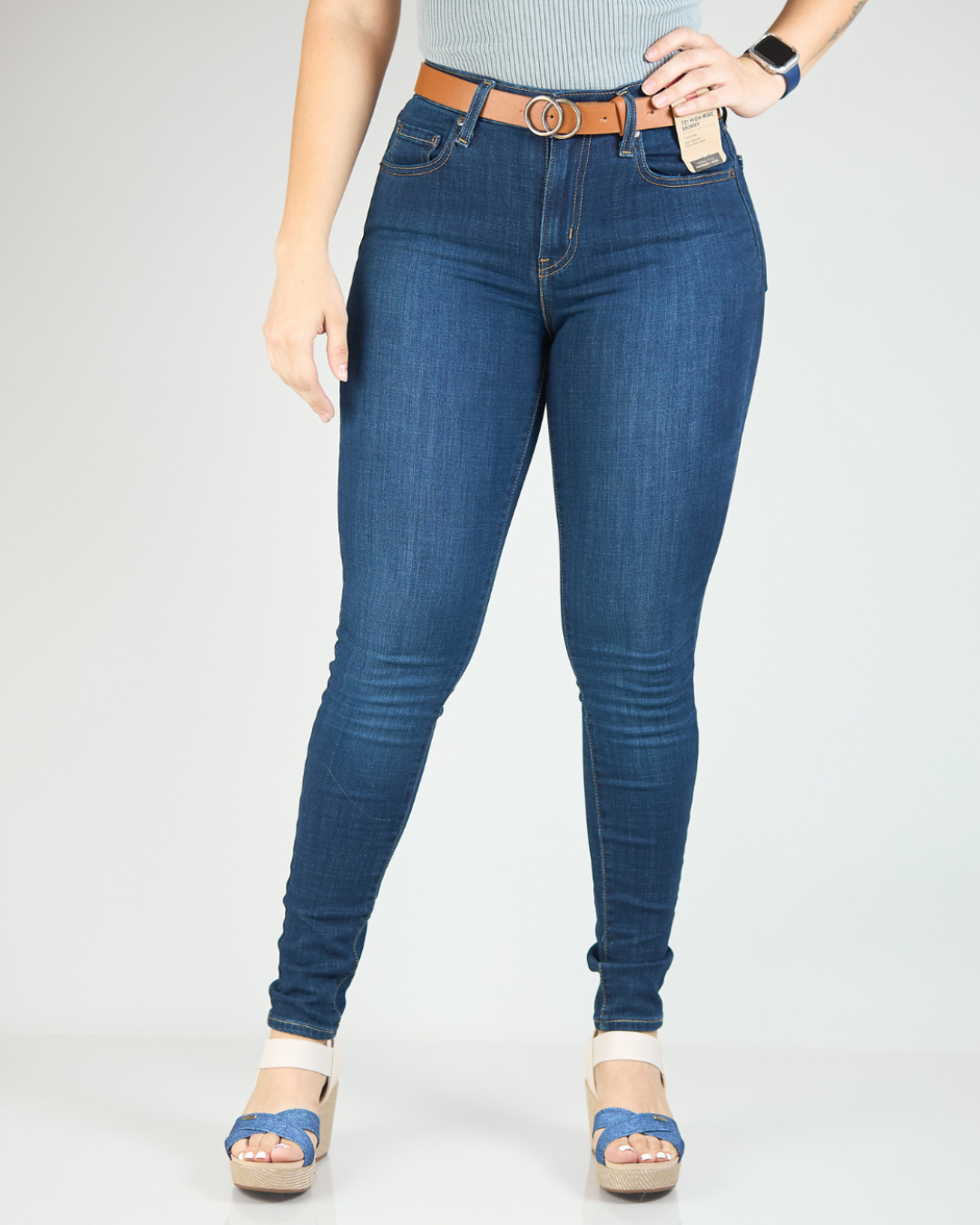 JEANS LEVIS DE MUJER 721 HIGH - RISE SKINNY