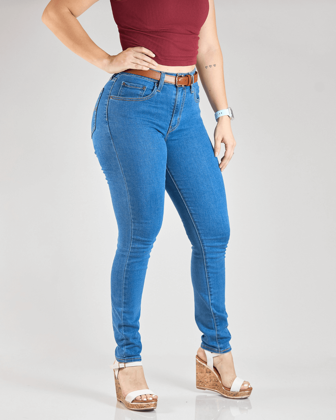 JEANS LEVIS DE MUJER 721 HIGH RISE SKINNY