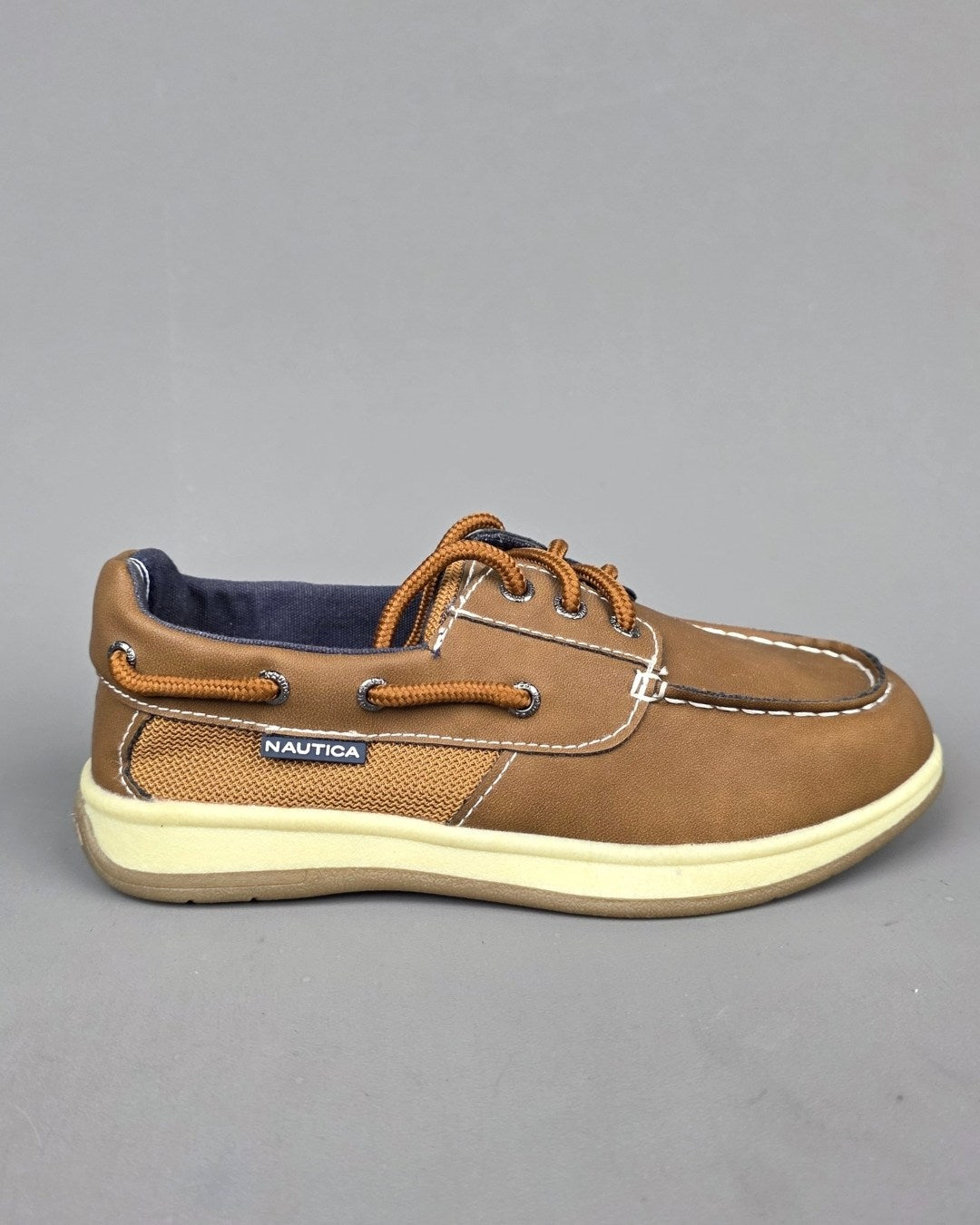 ZAPATO NAUTICA CAFÉ OSCURO PARA NIÑO