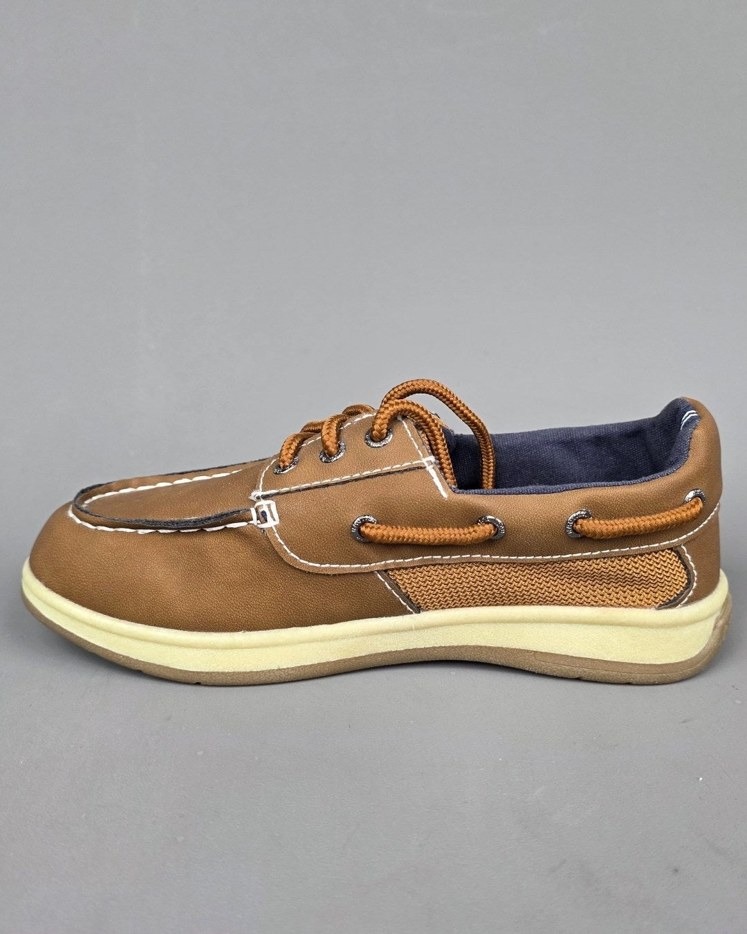 ZAPATO NAUTICA CAFÉ OSCURO PARA NIÑO