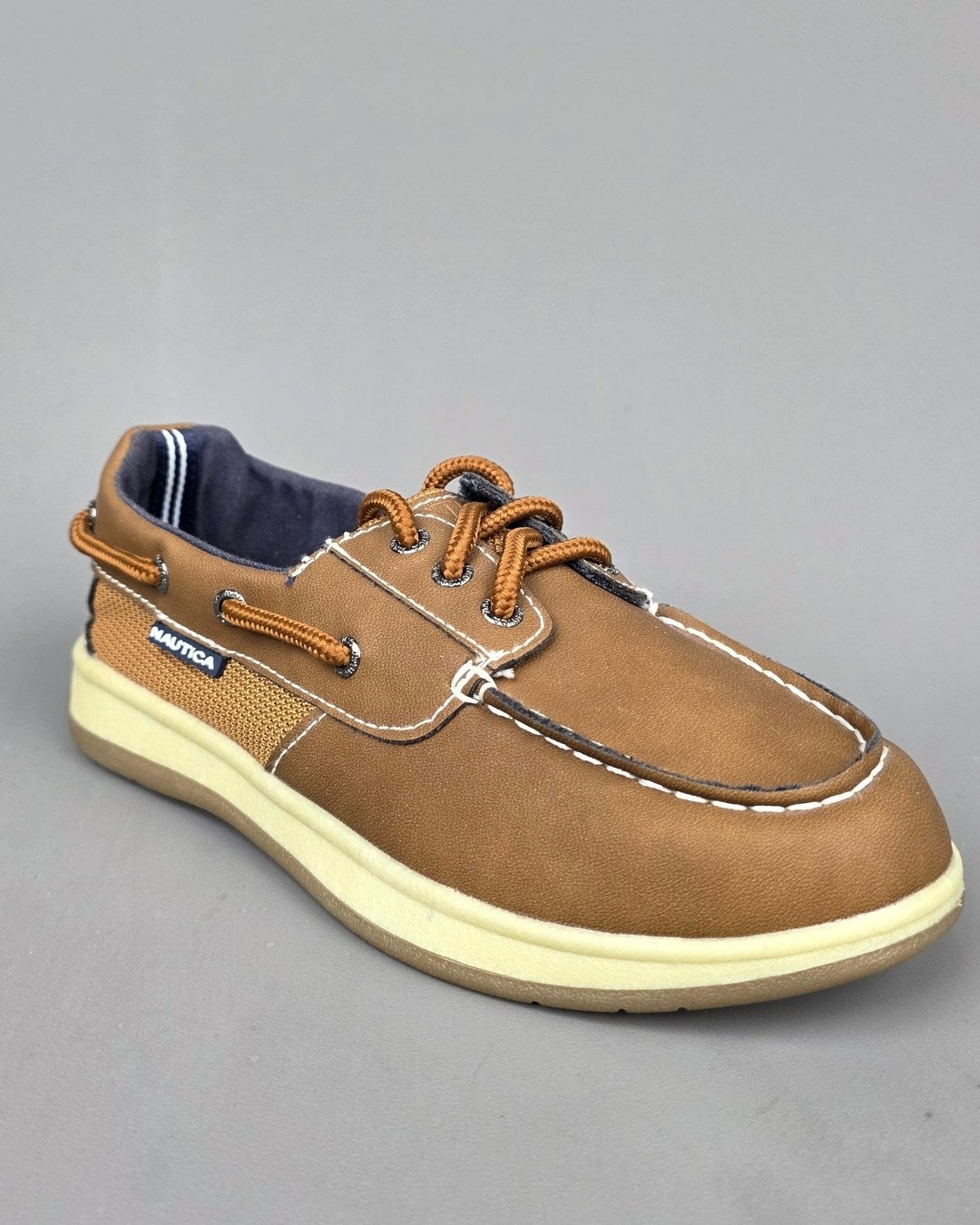 ZAPATO NAUTICA CAFÉ OSCURO PARA NIÑO