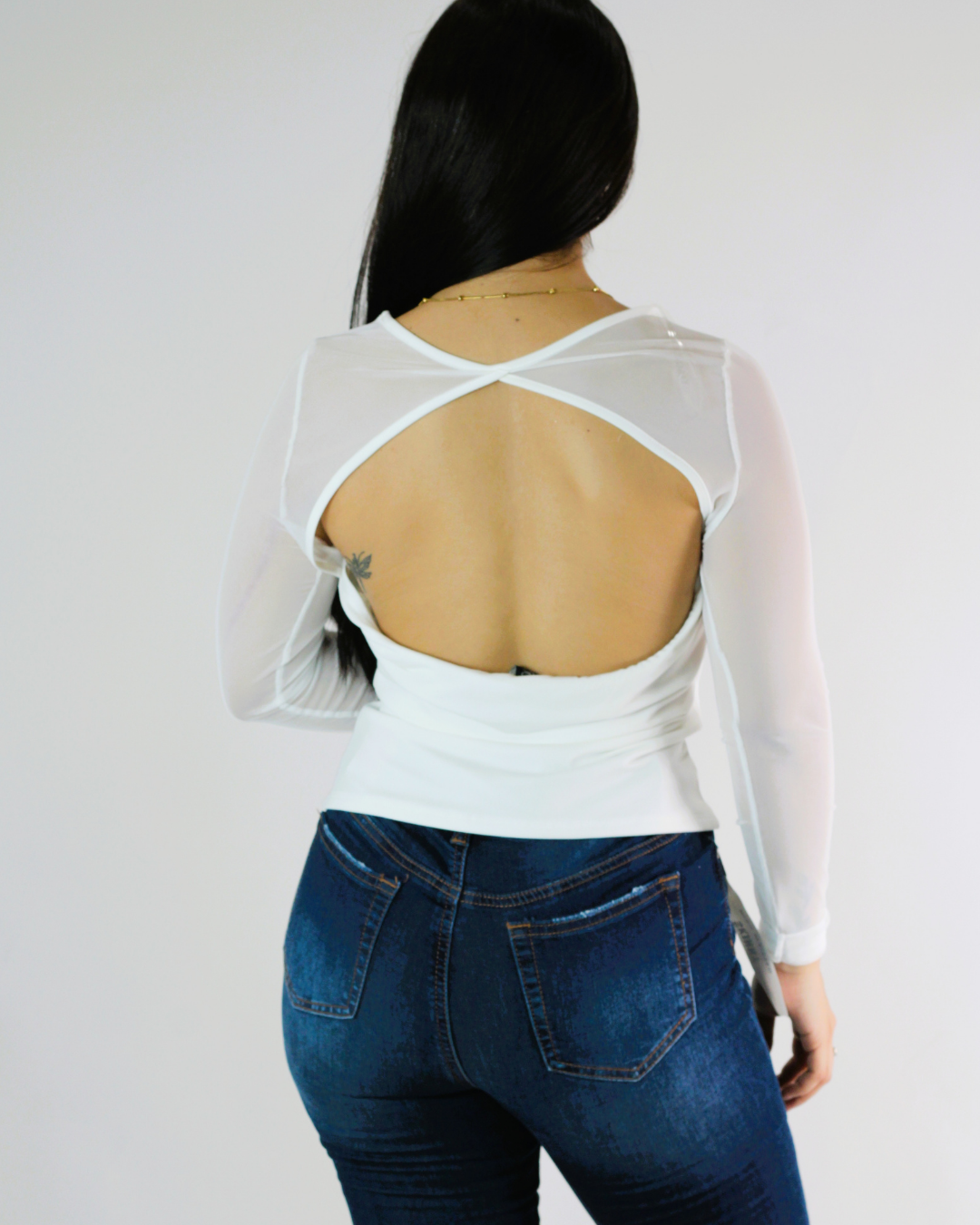 BLUSA LEYVAS ESCOTE CORAZÓN