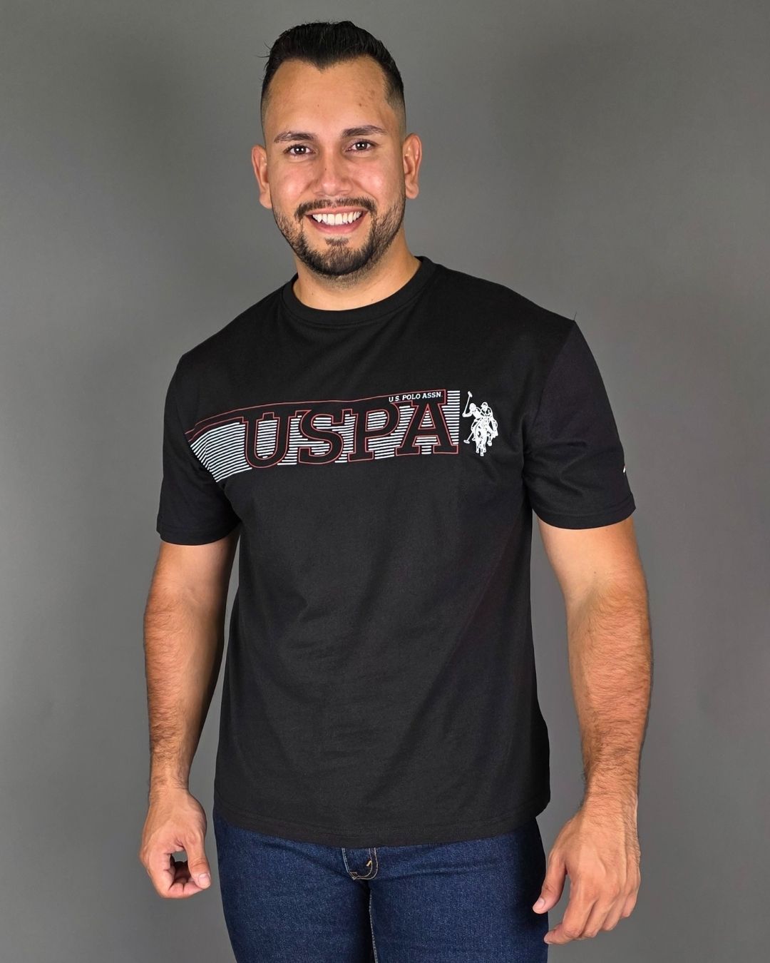 CAMISETA U.S. POLO ASSN NEGRA ESTAMPADA PARA CABALLERO